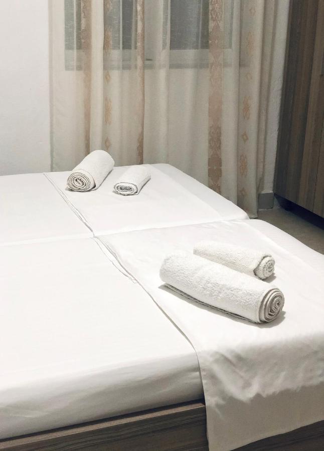 Sandri Apartment Himarë Dış mekan fotoğraf