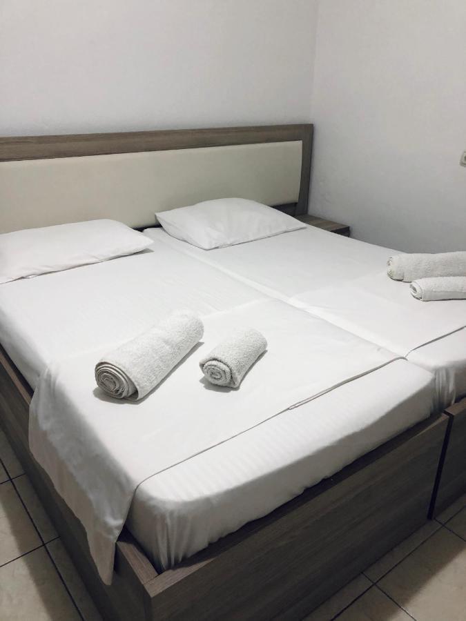 Sandri Apartment Himarë Dış mekan fotoğraf