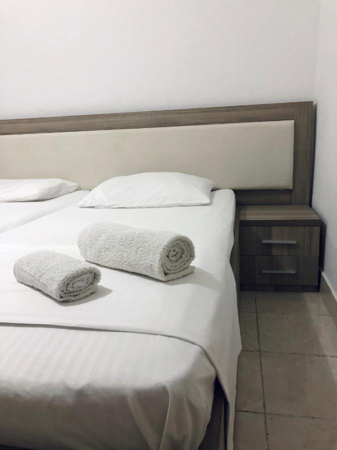Sandri Apartment Himarë Dış mekan fotoğraf